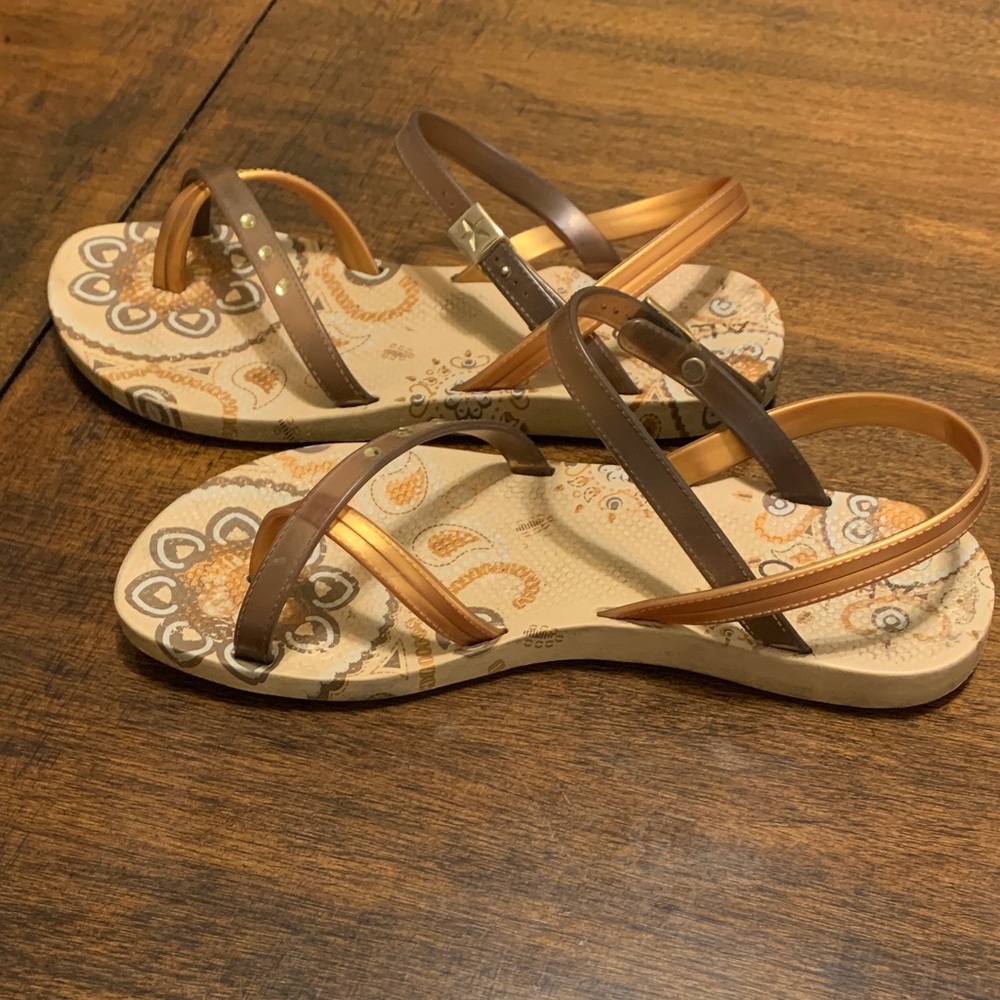 Aldo Brown and Tan Strappy Sandals - Picture 2 of 8